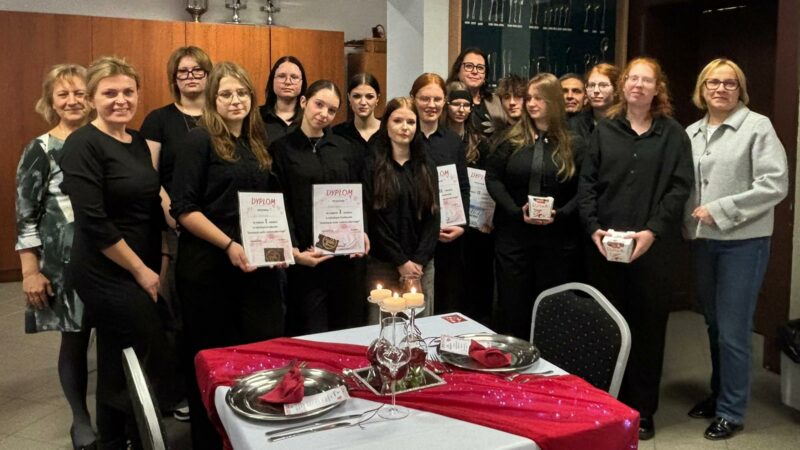 Konkurs na aranżację stołu walentynkowego
